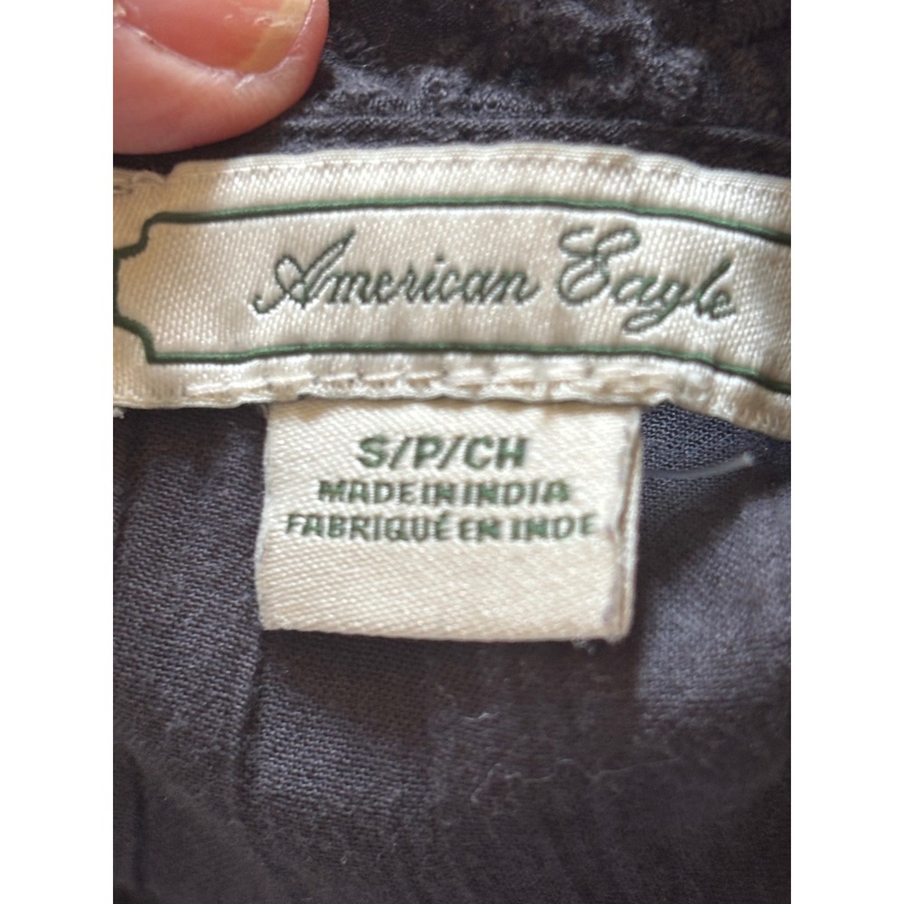 American Eagle Black Crinkle Gauze Lace Wrap Top Boho Eyelet Romantic Peasant - Picture 5 of 6